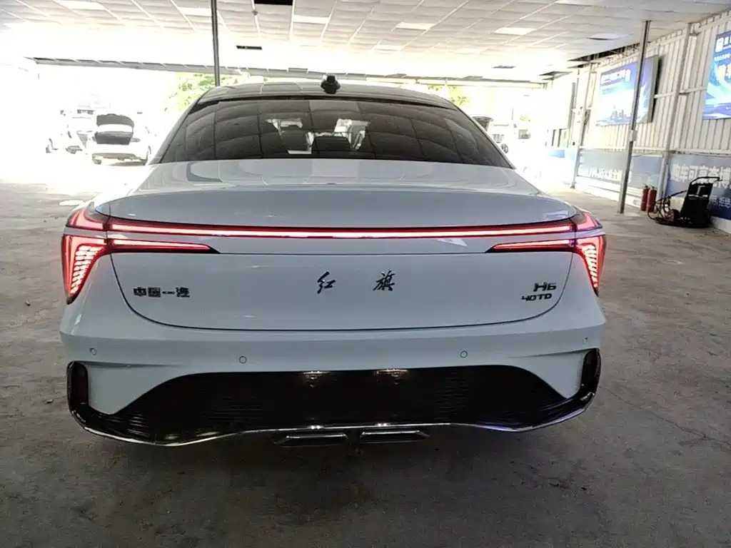 Hongqi H6 2025 2024 Model 2.0T Elegance Edition