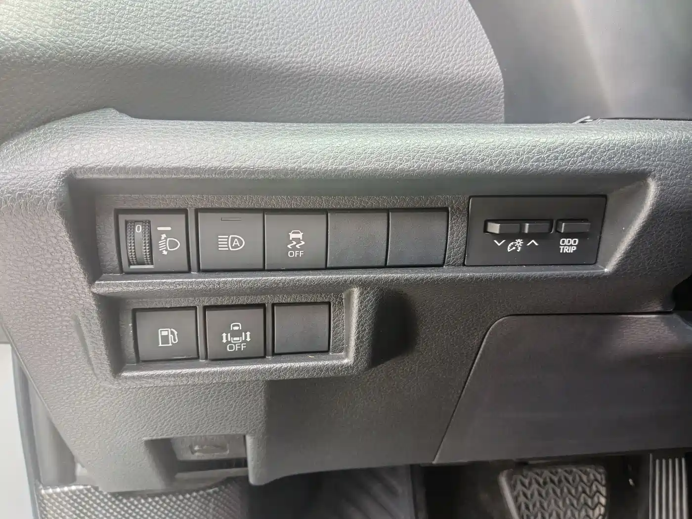 Toyota Sienna 2021 2.5L Hybrid Premium Edition фото 23