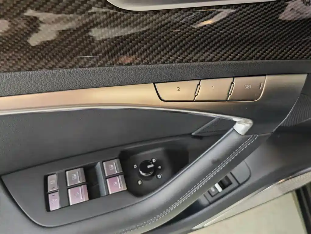 Audi A6L 2024 45 TFSI quattro Exclusive Dynamic фото 20