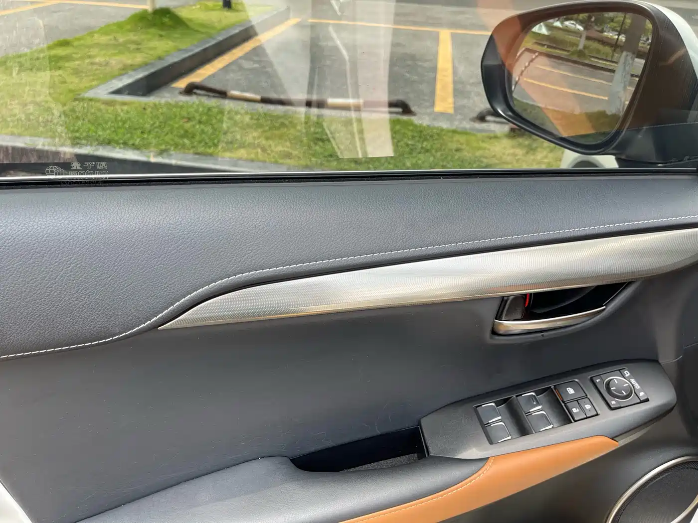 Lexus NX 2020 300h FWD F Sport China VI фото 22