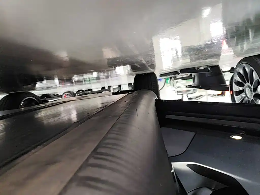 Фото 22 - Tesla Model Y