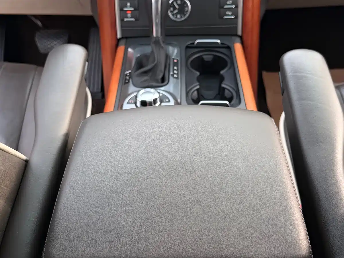 Land Rover Range Rover 2011 3.6 TDV8 фото 9