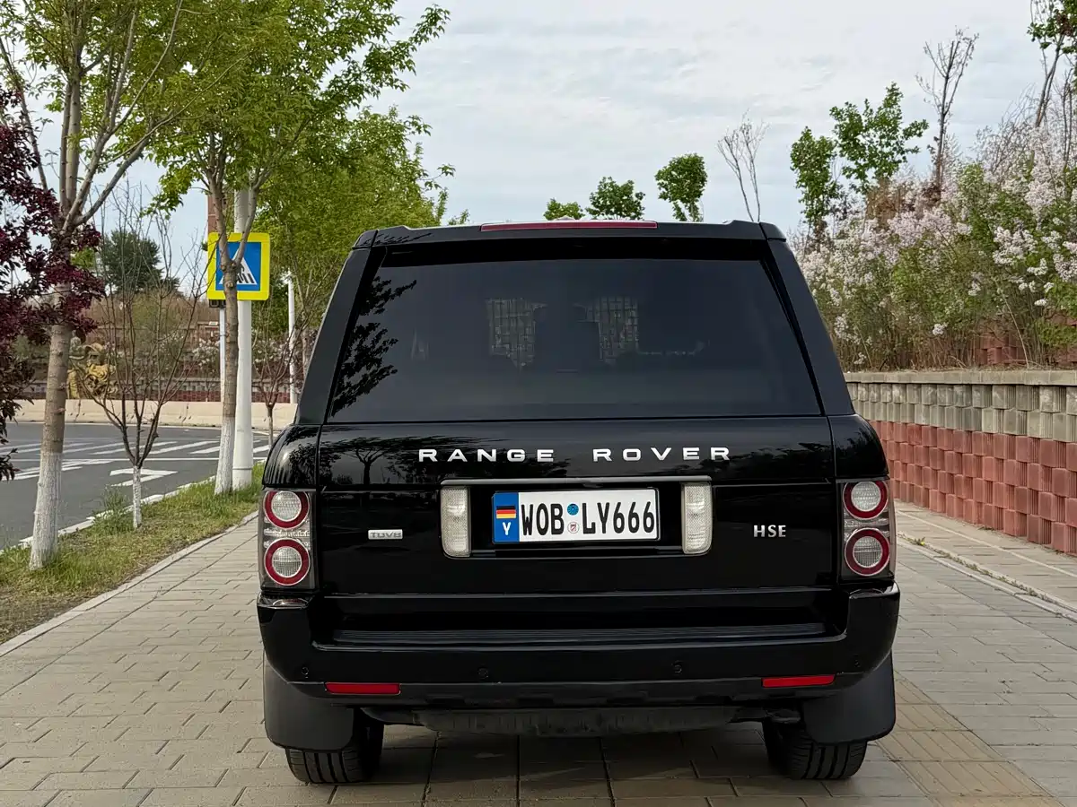 Land Rover Range Rover 2011 3.6 TDV8 фото 16
