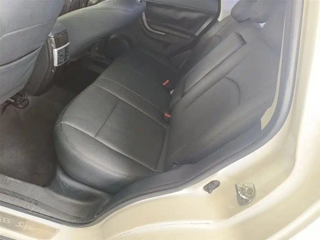 GAC Trumpchi Trumpchi GS5 Super 2015 2.0L Automatic 2WD Comfort Edition фото 17