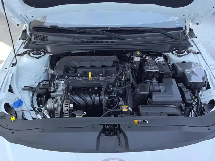 Hyundai Elantra 2023 1.5L CVT GLX Elite Edition фото 10