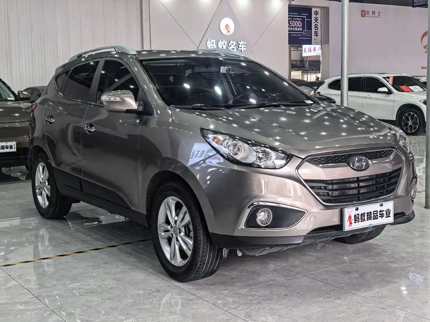 Hyundai Beijing Hyundai ix35 2012 2.0L Automatic 2WD GLS Elite фото 3