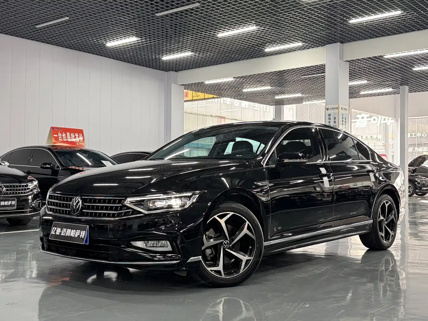 Volkswagen Magotan 2023 Model 2 Million Commemorative Edition 330TSI DSG Luxury