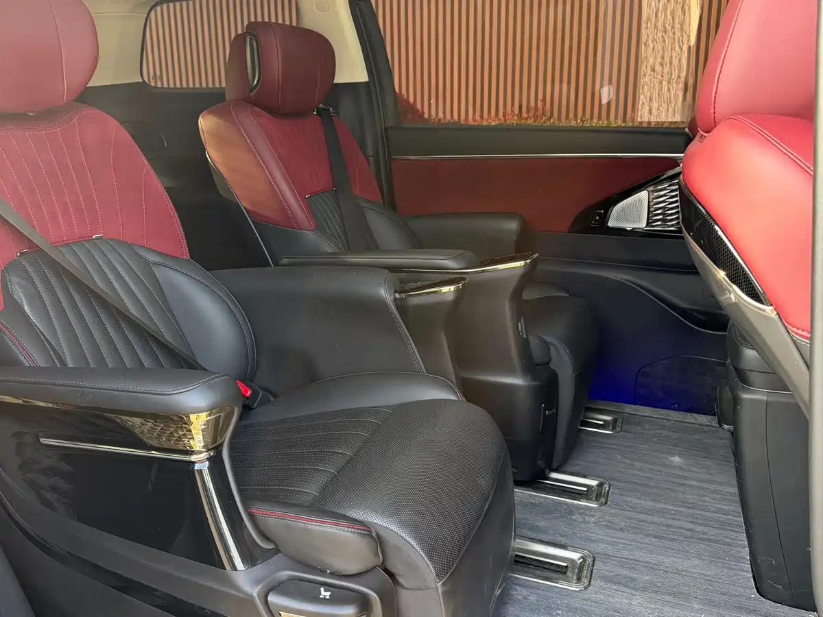 GAC Trumpchi Trumpchi E9 2023 E9 PRO фото 9