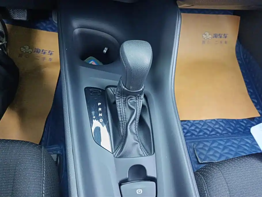 Toyota IZOA 2021 2.0L Yixiang Edition фото 16