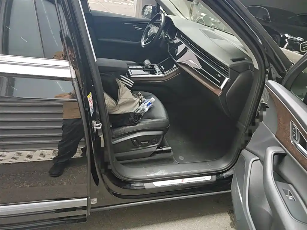 Audi Q7 2022 55 TFSI quattro S line Sport фото 11