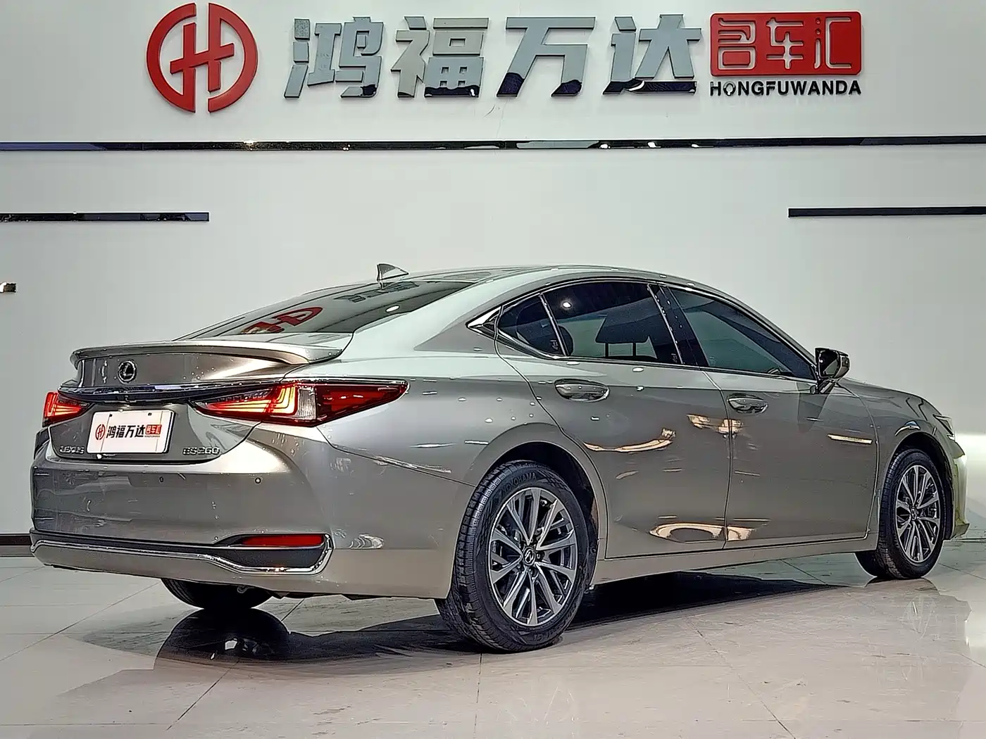 Lexus ES 2022 200 Excellence Edition фото 4