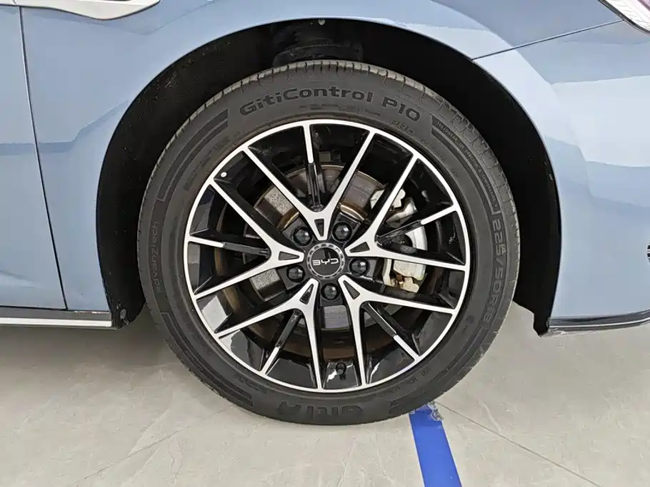 Фото 6 - BYD Seal