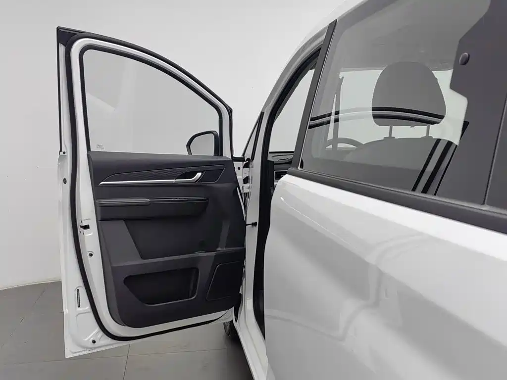 BAW (Beijing Automobile Works) Ruisheng Ace M7 2026 2025 1.6L Manual Long Wheelbase Comfort 5-Seater