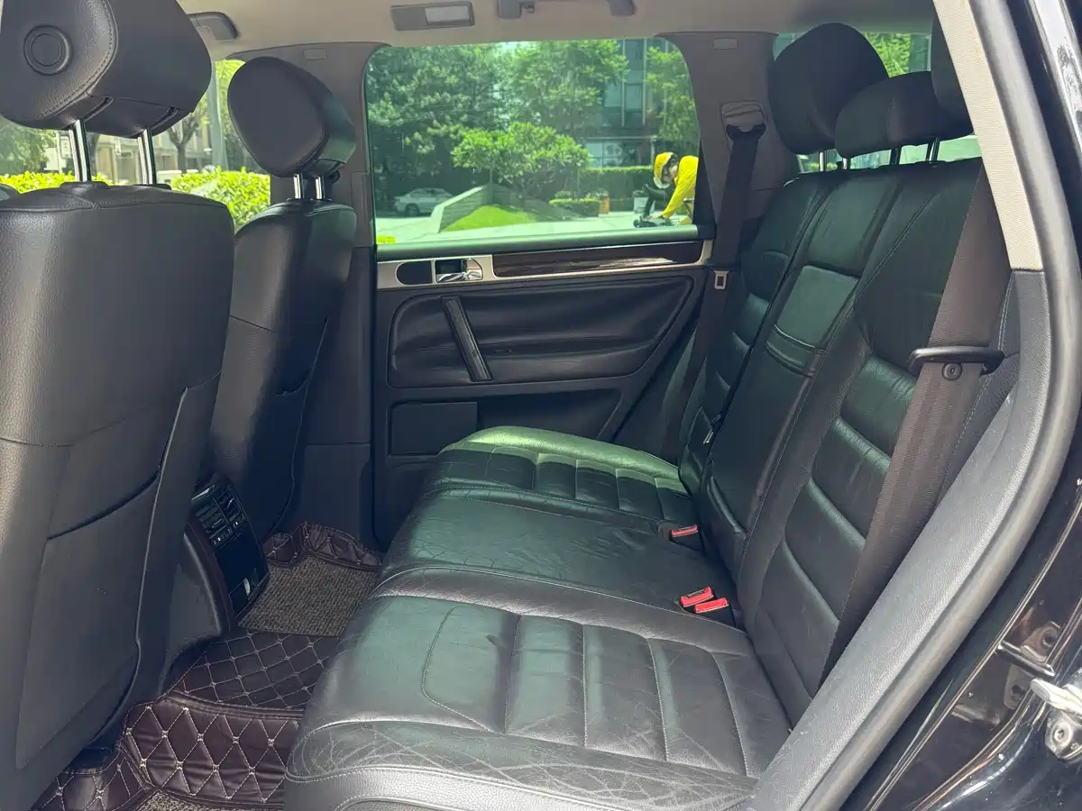 Volkswagen Touareg 2007 3.6L Luxury фото 11