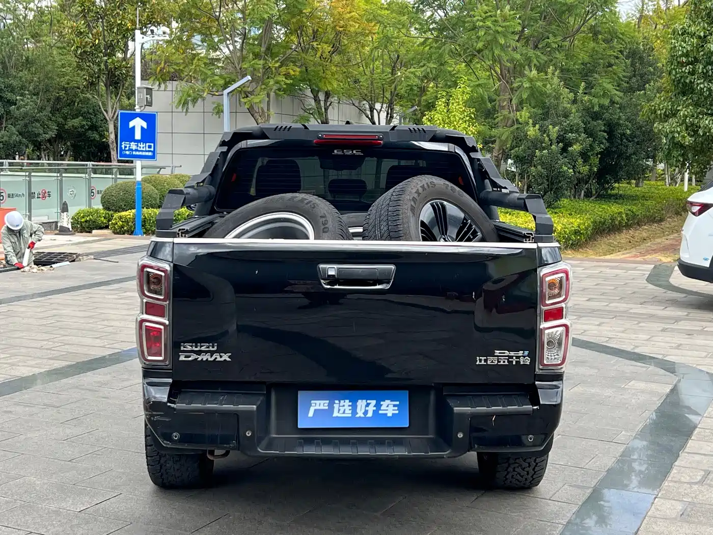 Isuzu D-MAX 2023 2023 1.9T Automatic 4WD V-CROSS Comfort Leader