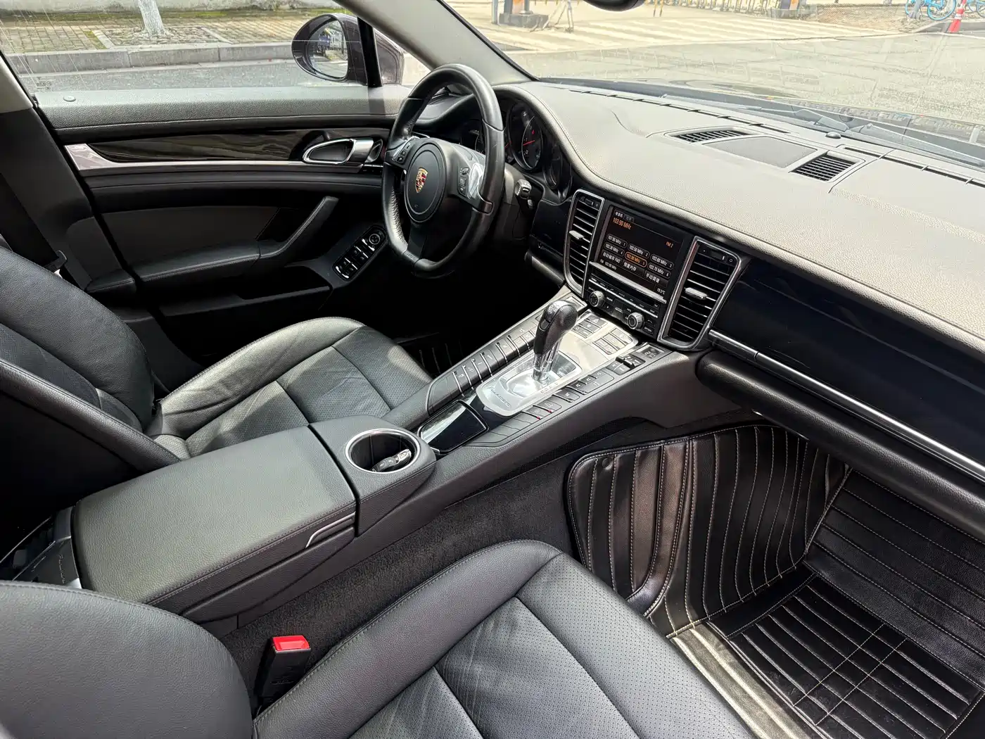 Porsche Panamera 2010 Panamera 3.6L фото 11