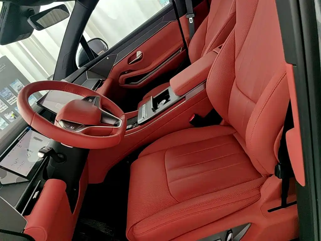 BYD Tang L 2025 DM 175KM Drone Player Edition фото 15