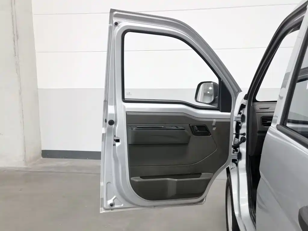 Фото 8 - Wuling Motors Wuling Rongguang New Truck