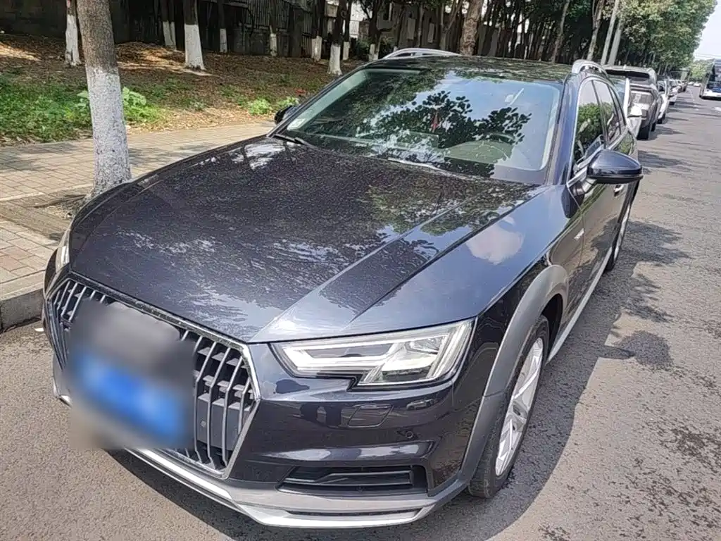 Audi A4 (Import) 2017 45 TFSI allroad quattro Fashion