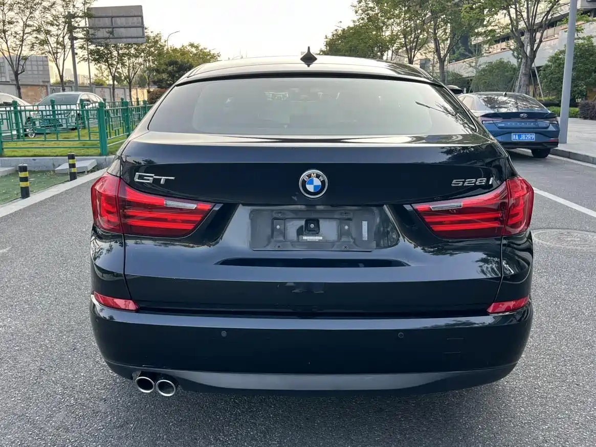 BMW 5 Series GT 2014 2014 528i Leading