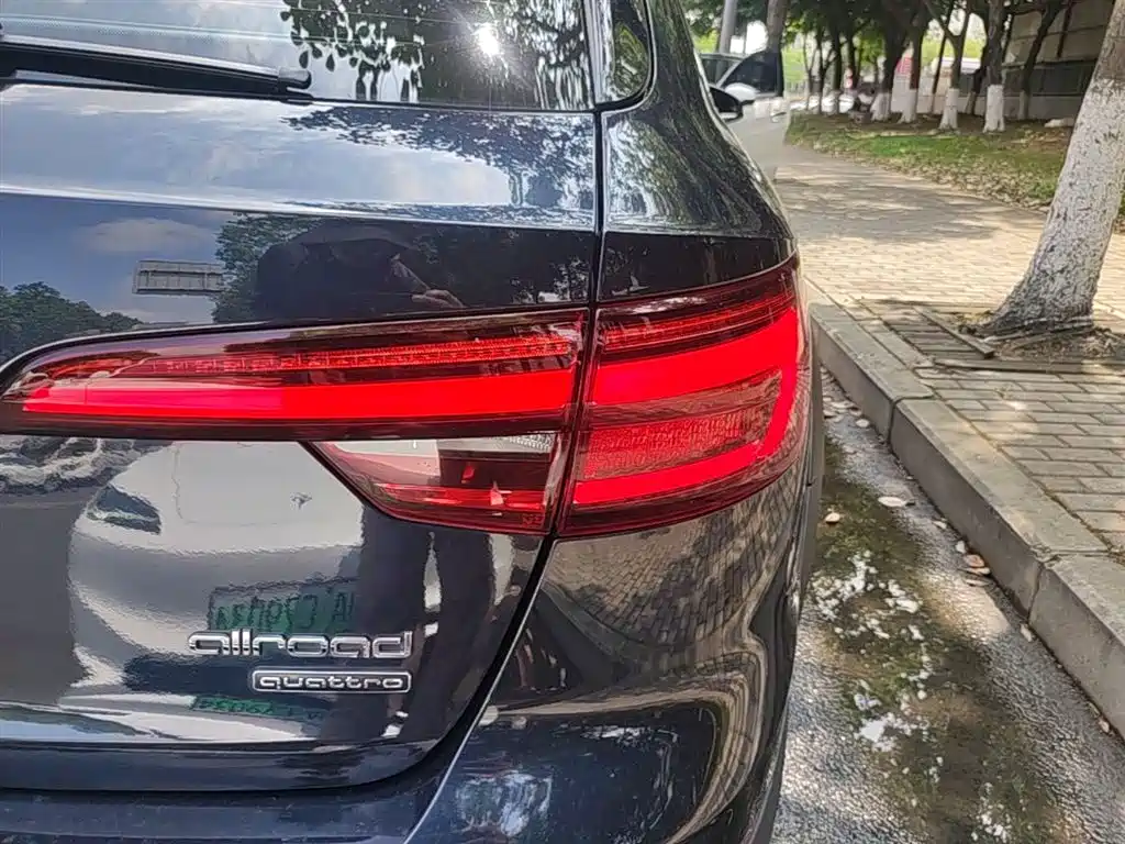 Audi A4 (Import) 2017 45 TFSI allroad quattro Fashion фото 8