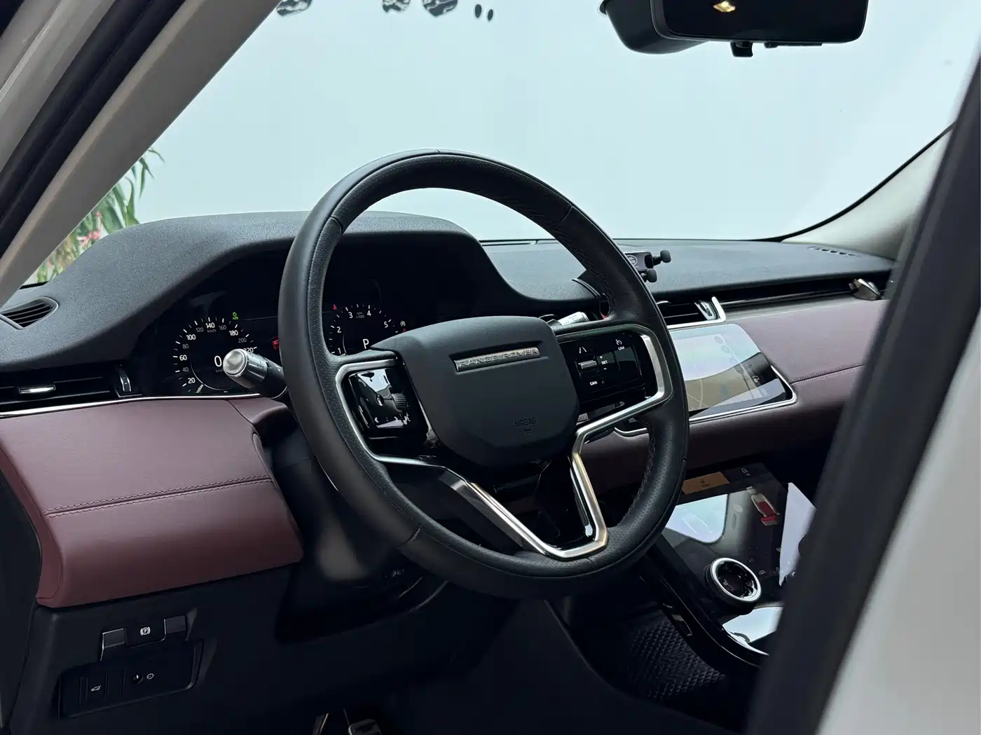 Land Rover Range Rover Evoque 2023 2022 Range Rover Evoque L 249PS R-Dynamic Luxury Edition