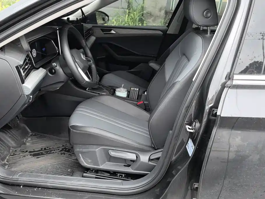 Volkswagen Sagitar 2026 2026 Model 30 Million Special Selection 300TSI DSG Surpass Edition
