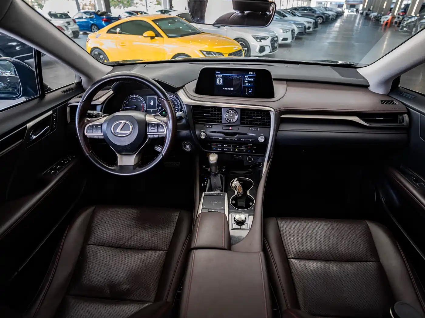Lexus RX 2020 Facelift 300 AWD Elegance Edition фото 13
