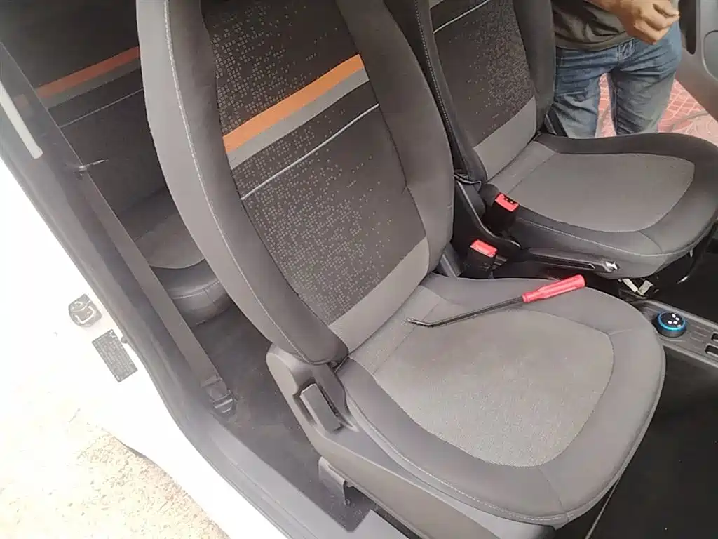 Photo 20 - Wuling Motors Hongguang MINIEV