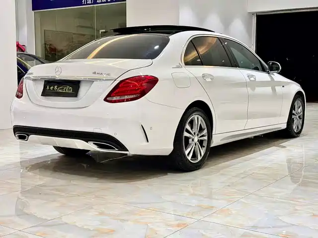 Mercedes-Benz C-Class 2017 Facelift C 200 L Sport Edition — фото 4