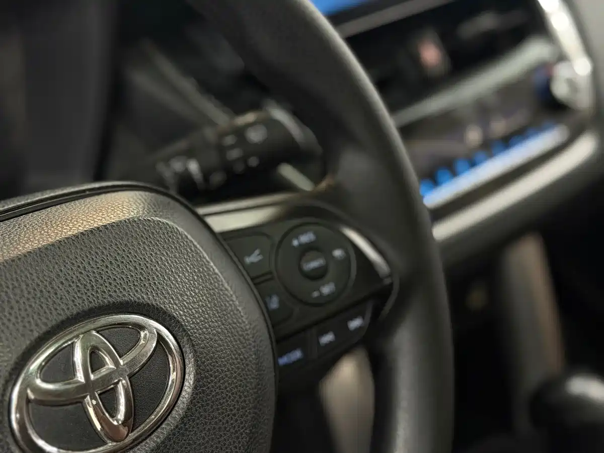 Toyota Corolla Cross 2022 2.0L Elite Edition фото 9