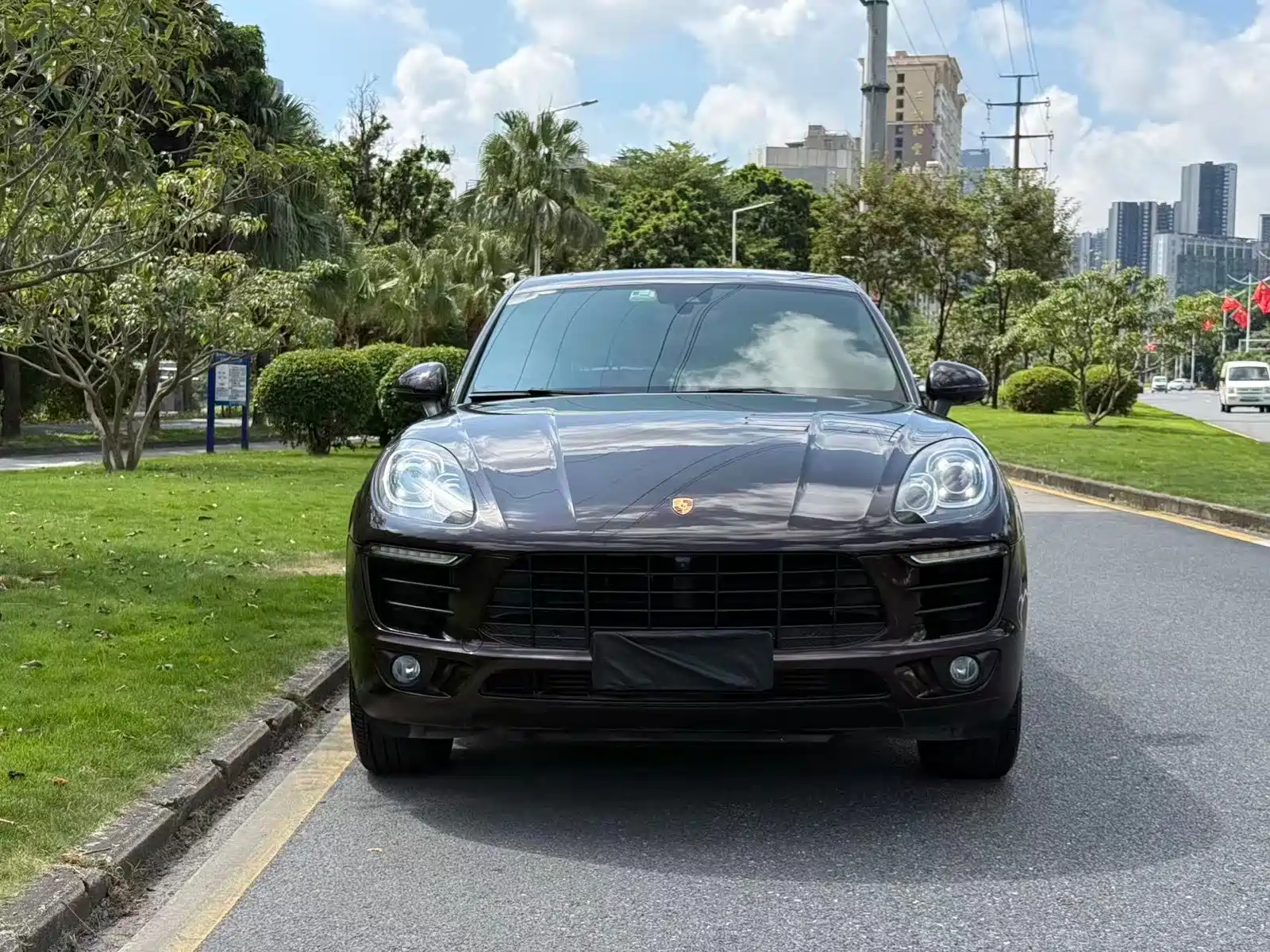 Фото 2 - Porsche Macan