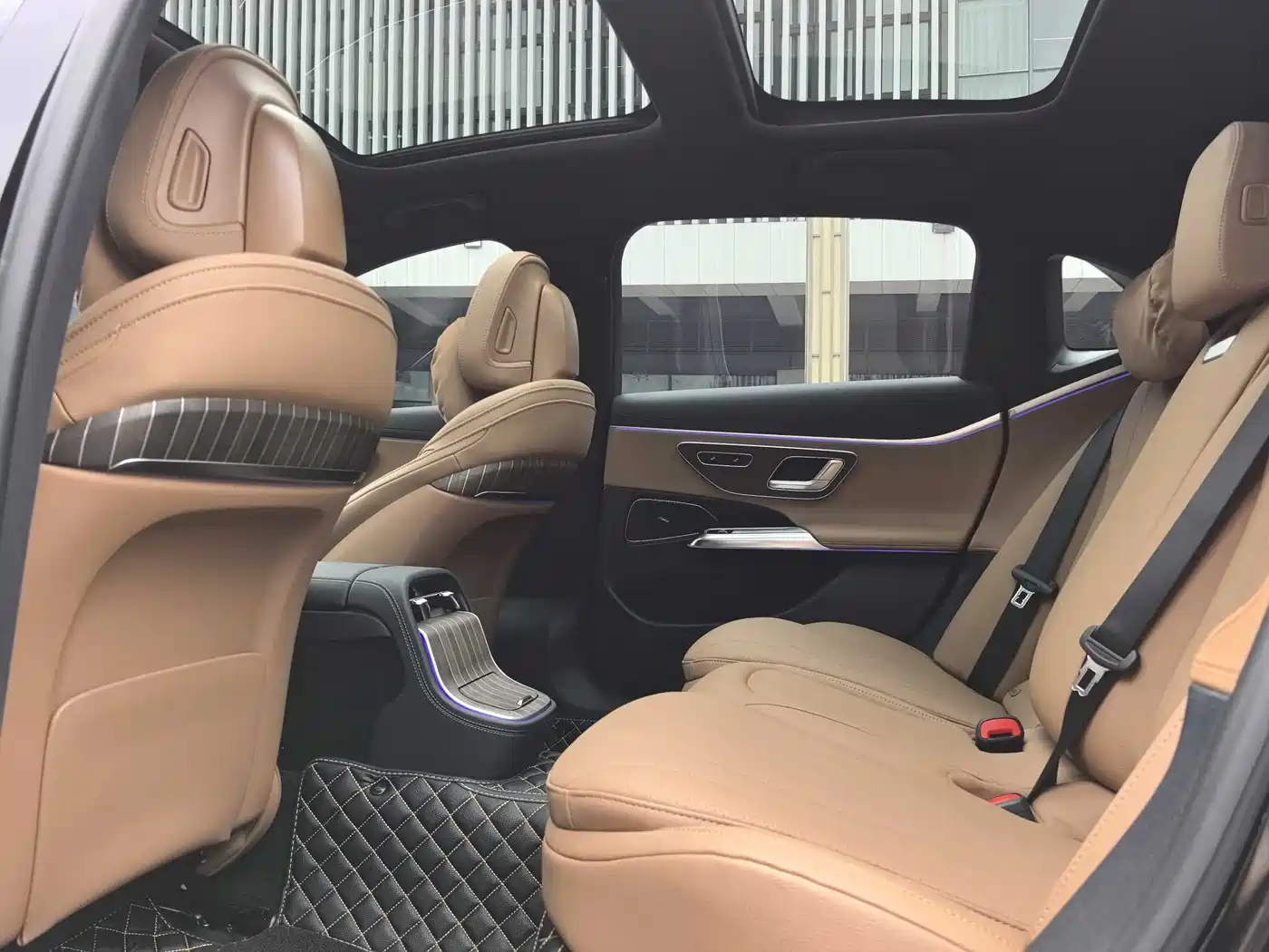 Mercedes-Benz E-Class 2025 Facelift E 300 L Fashion фото 9