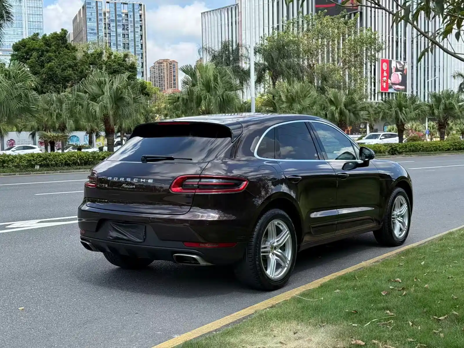Фото 6 - Porsche Macan