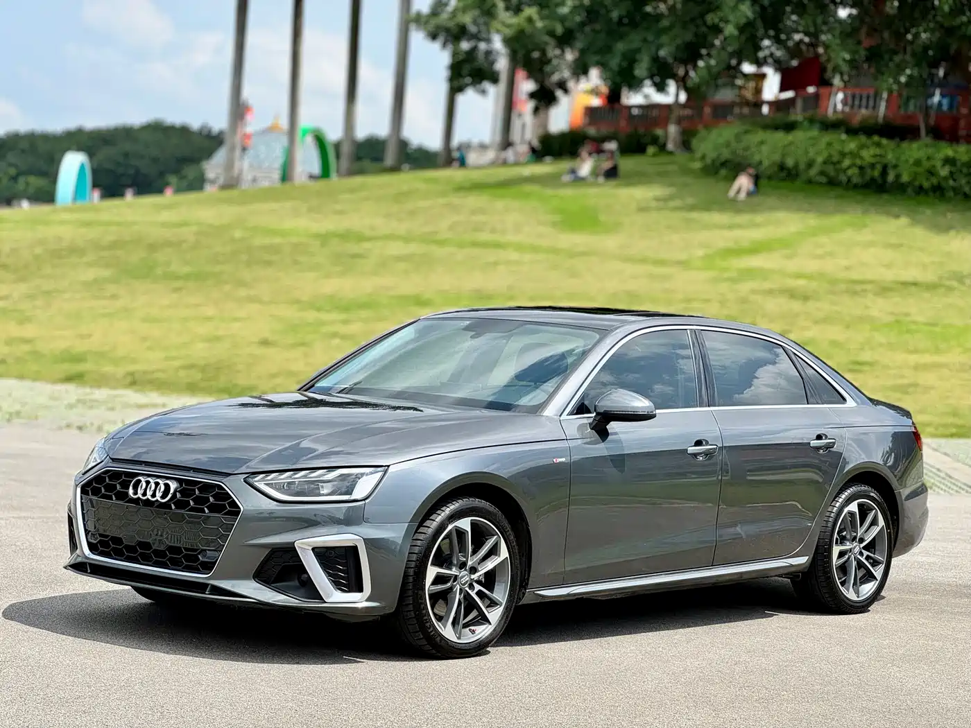 Audi A4L 2020 40 TFSI Fashion Dynamic Edition фото 3