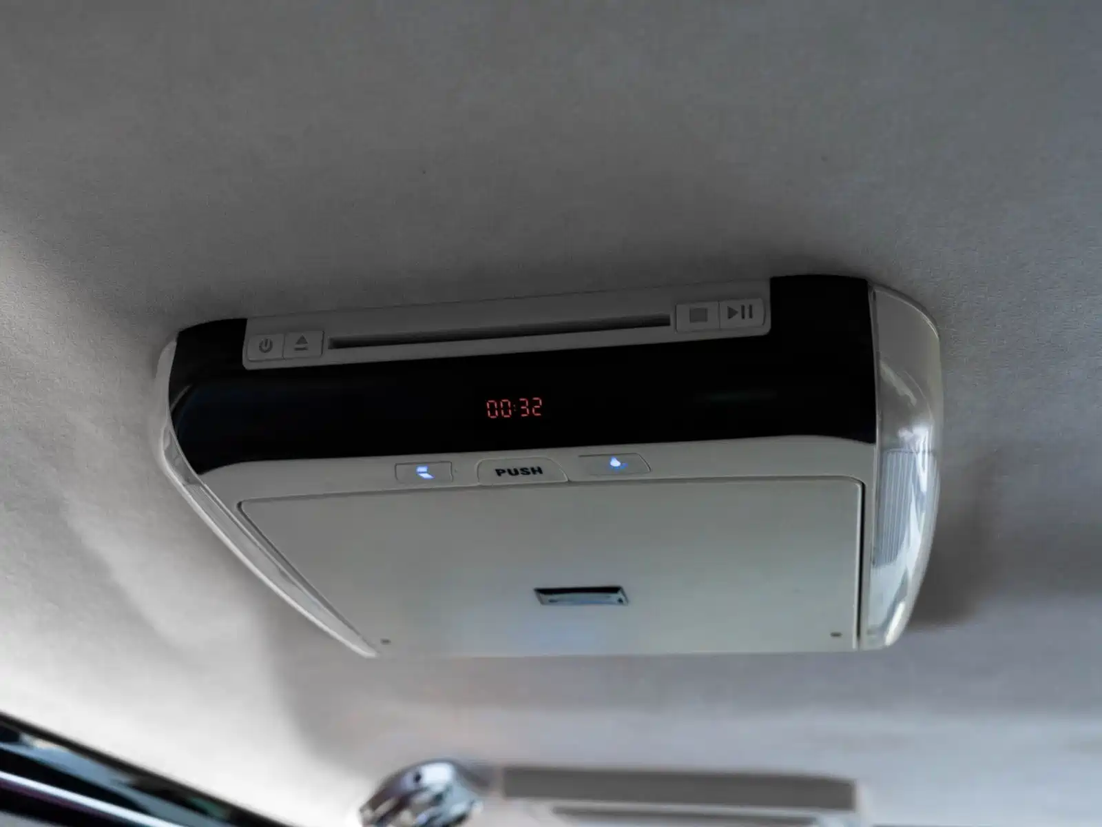 Photo 24 - GMC Savana