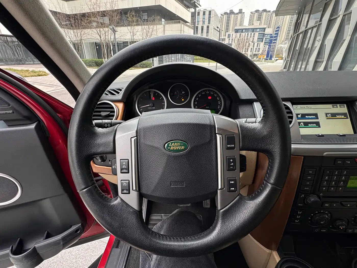 Land Rover Discovery 2005 Model 4.0 SC V6 HSE фото 15