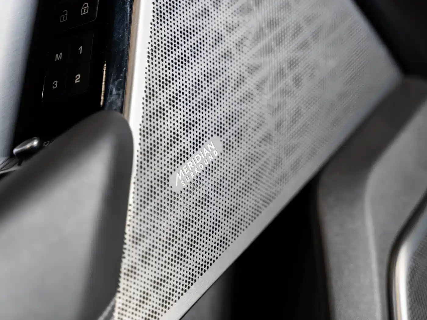 Land Rover Range Rover Velar 2021 P340 R-DYNAMIC SE фото 14