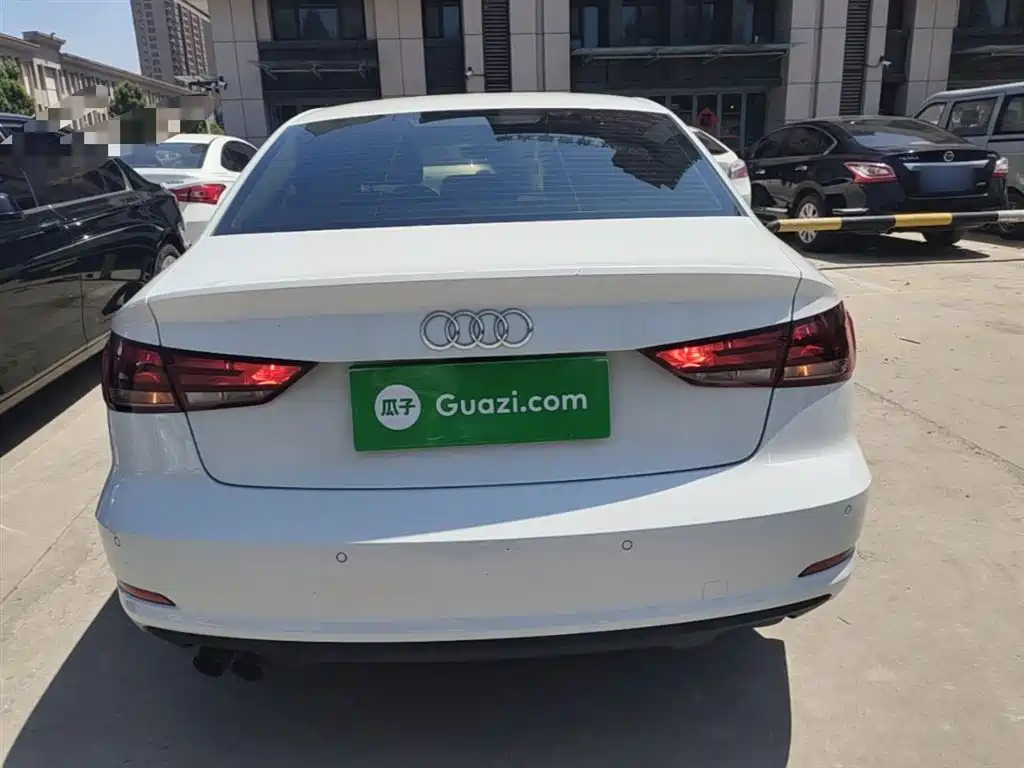 Audi A3 2016 Limousine 35 TFSI Progressive фото 6