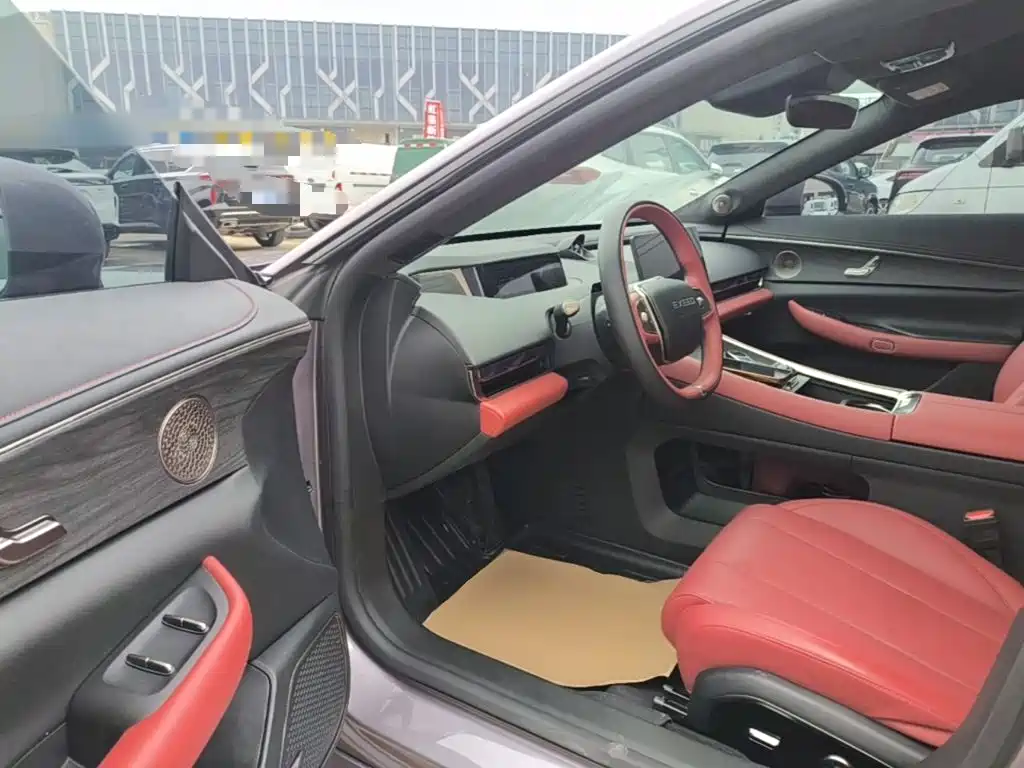 Exeed Exlantix ES 2025 2025 Range Extender Max Urban Assist