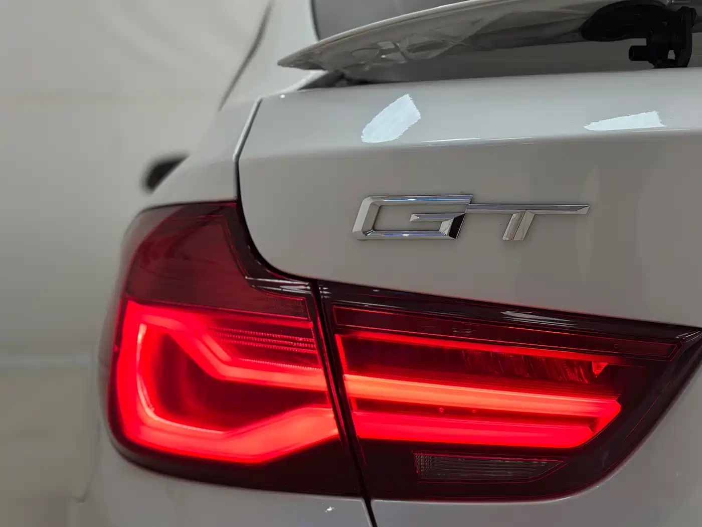 BMW 3 Series GT 2020 320i M Sport Package фото 19
