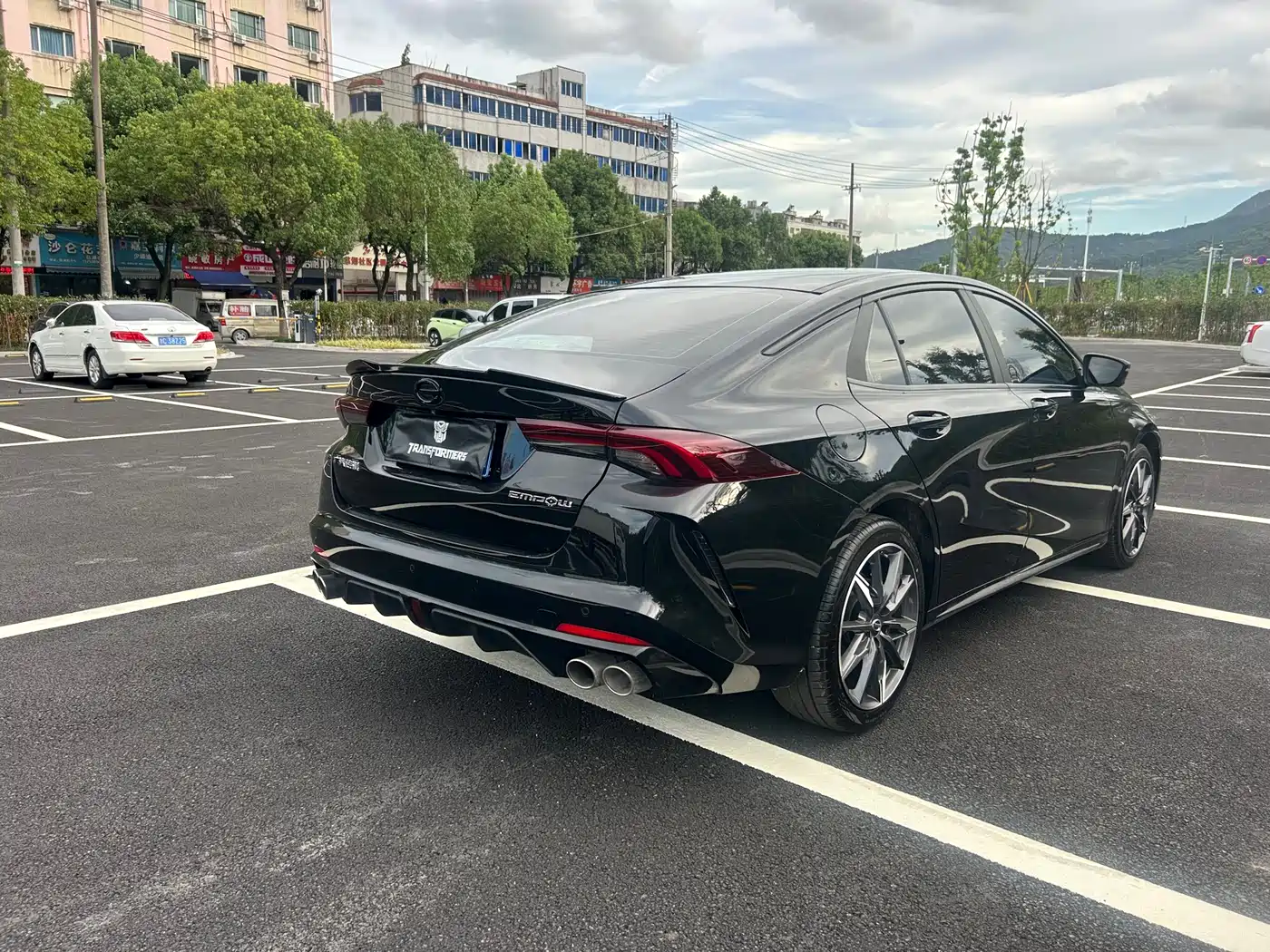 GAC Trumpchi Trumpchi Emkoo 2023 270T DCT J16 Edition фото 19