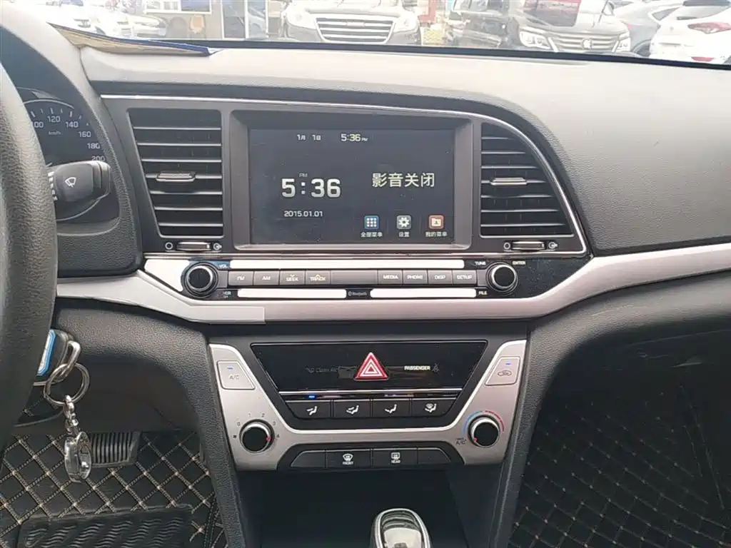 Hyundai Elantra 2016 Model 1.6L Automatic Smart Elite фото 13