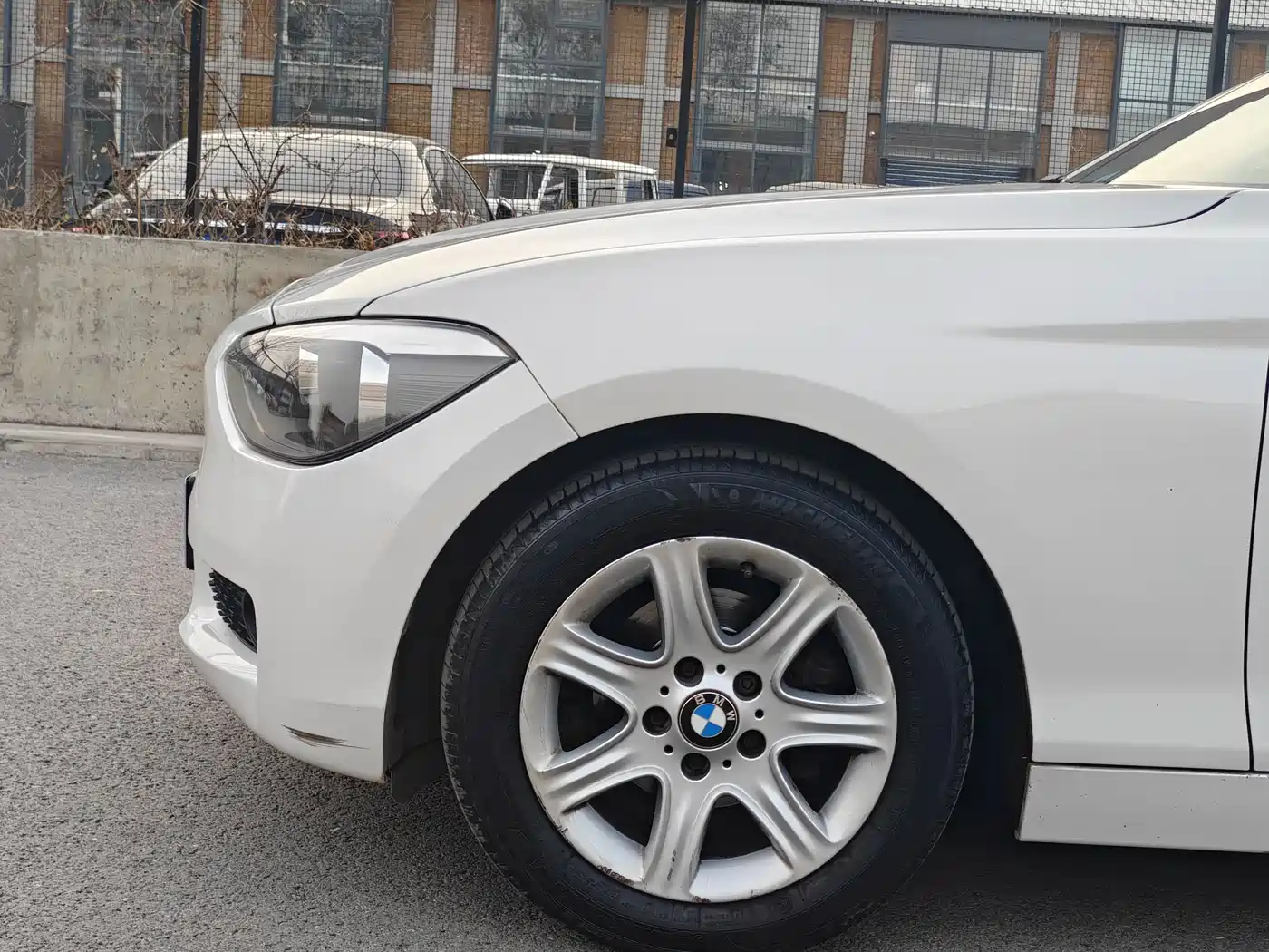 BMW 1 Series (Import) 2013 Facelift 116i Leading Model фото 5