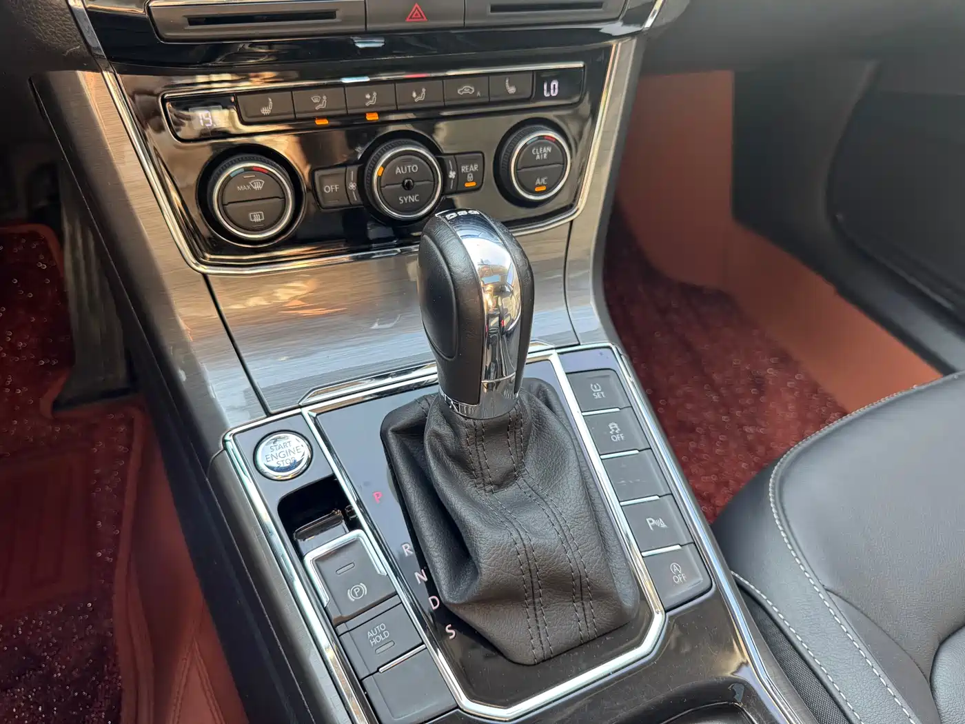 Volkswagen Passat 2017 330TSI DSG Prestige фото 30