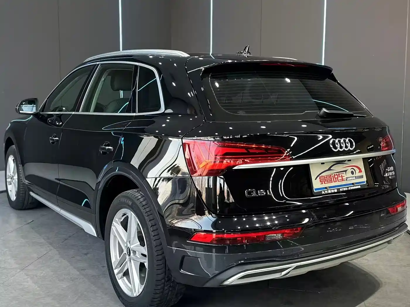 Audi Q5L 2022 40T Fashion Elegance фото 8