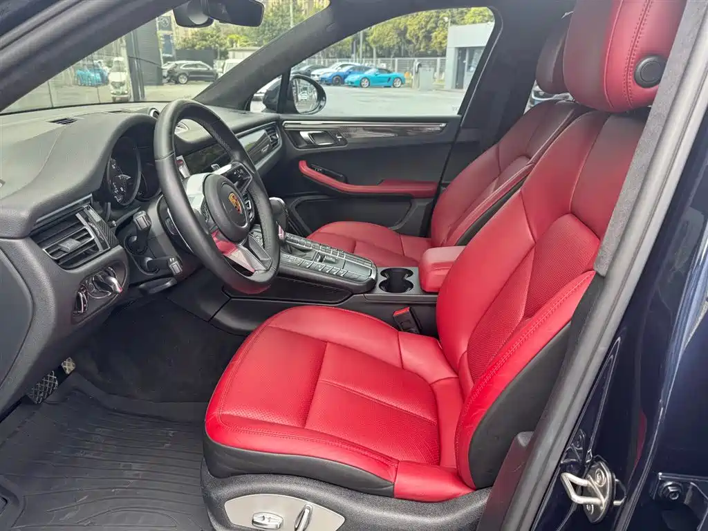 Porsche Macan 2020 Macan 2.0T фото 9