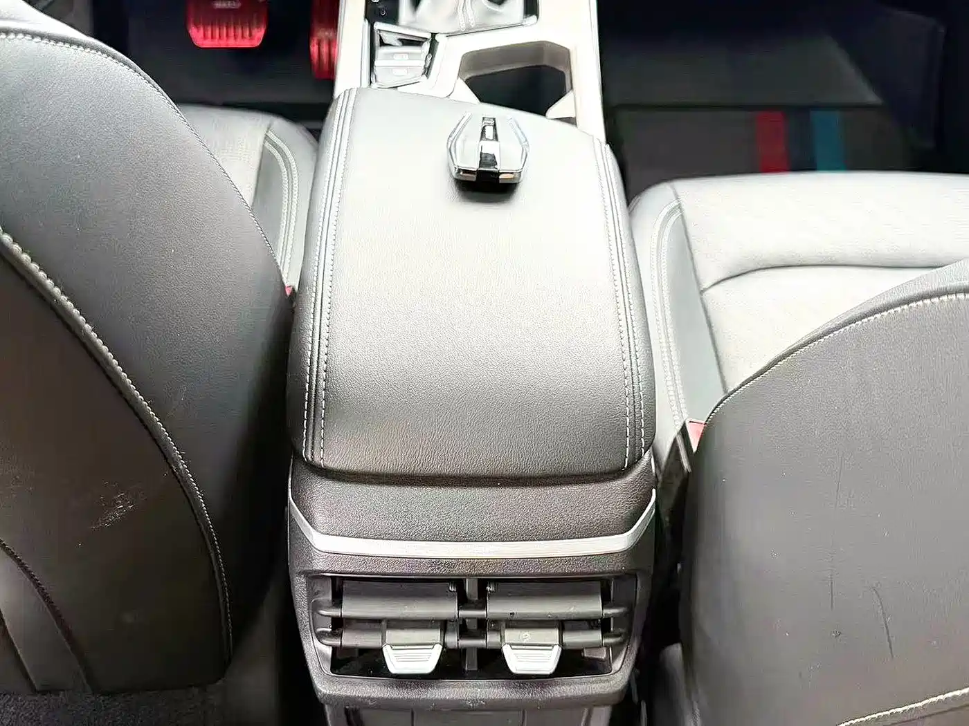 GEELY AUTOMOBILE EMGRAND