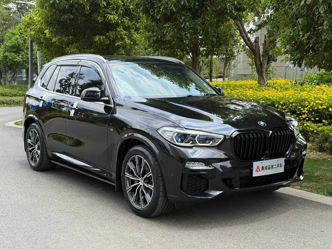 BMW X5 (Import) 2021 xDrive40i M Sport Package фото 39