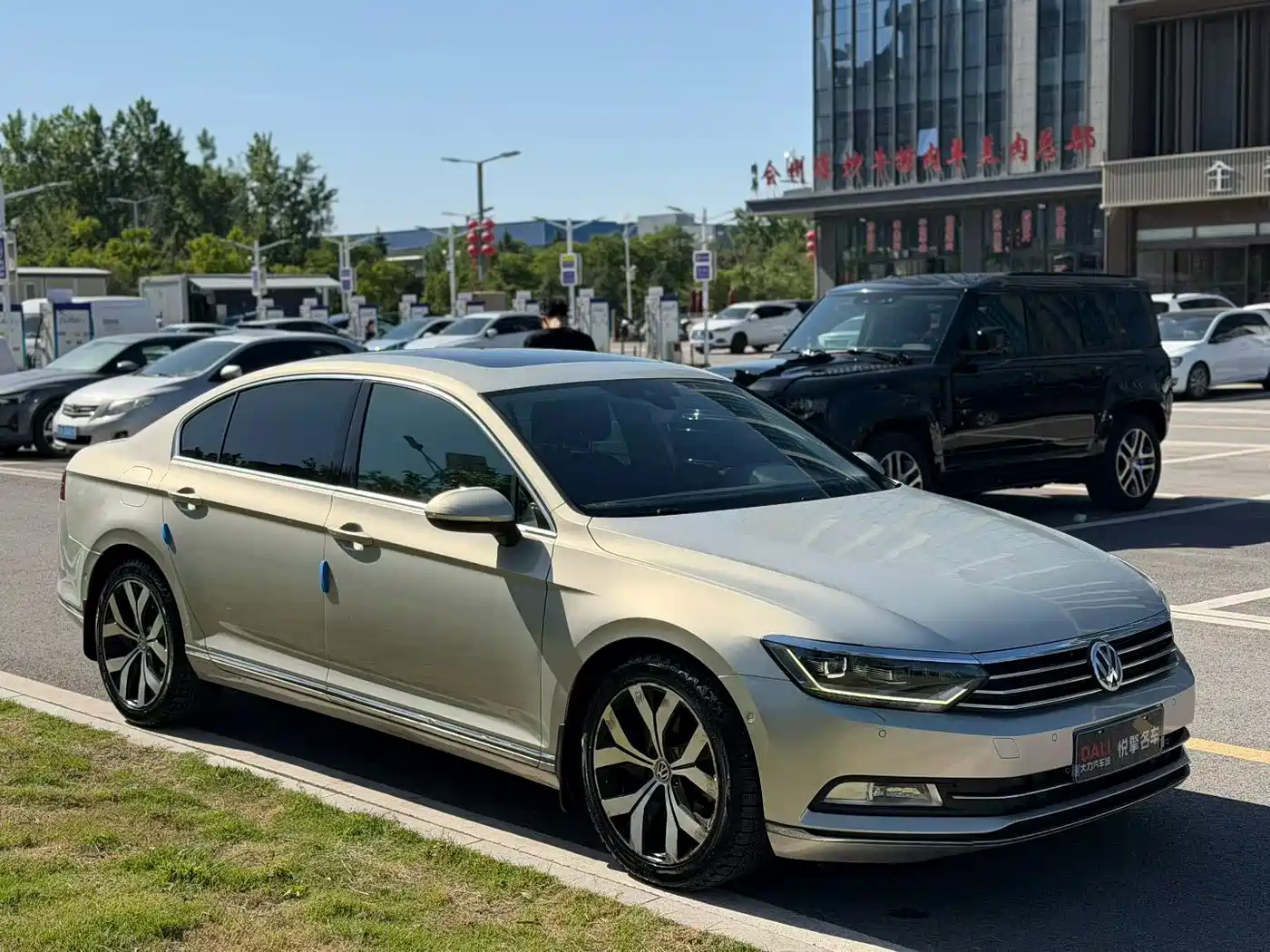 Volkswagen Magotan 2018 330TSI DSG Premium фото 3